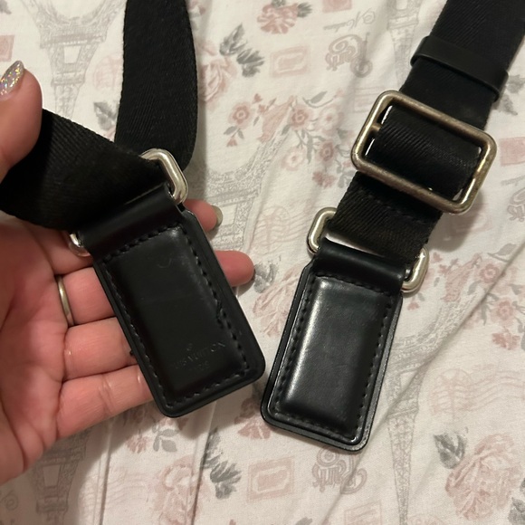Louis Vuitton crossbody strap - Picture 5 of 5